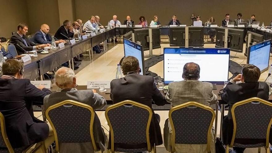 La reunión celebrada ayer, en un hotel de Barcelona, con todos los clubes, entre ellos el UCAM.