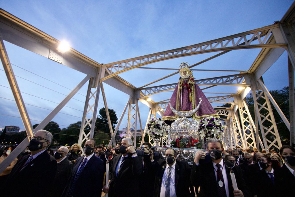 La Virgen de la Fuensanta sale en procesión rogativa por el fin de la guerra en Ucrania