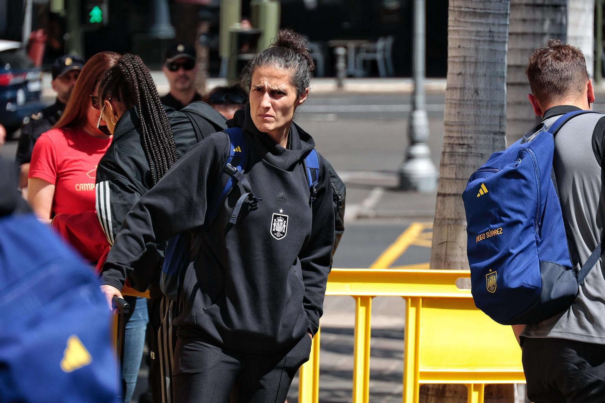 Llegada de las jugadoras de la Selección al Hotel Mencey
