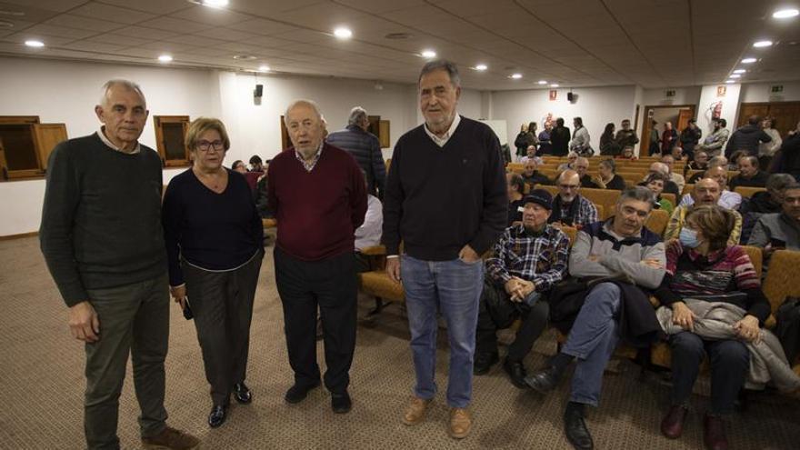 Presentación de la Plataforma en Defensa del Territori del Camp de Morvedre, en contra de la macroplanta fotovoltaica de Volkswagen en Montiver