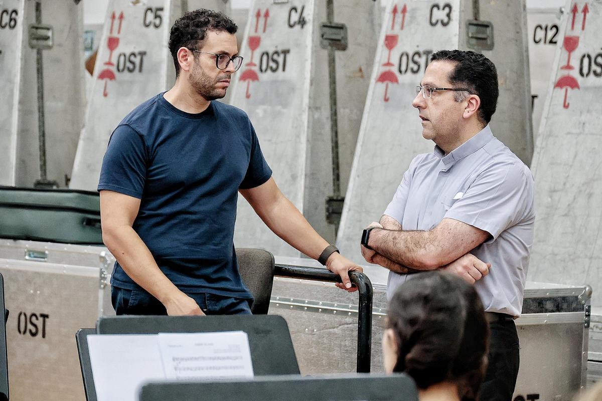 Primer ensayo general del coro y la orquesta de la misa del papa en el Puerto de Santa Cruz de Tenerife