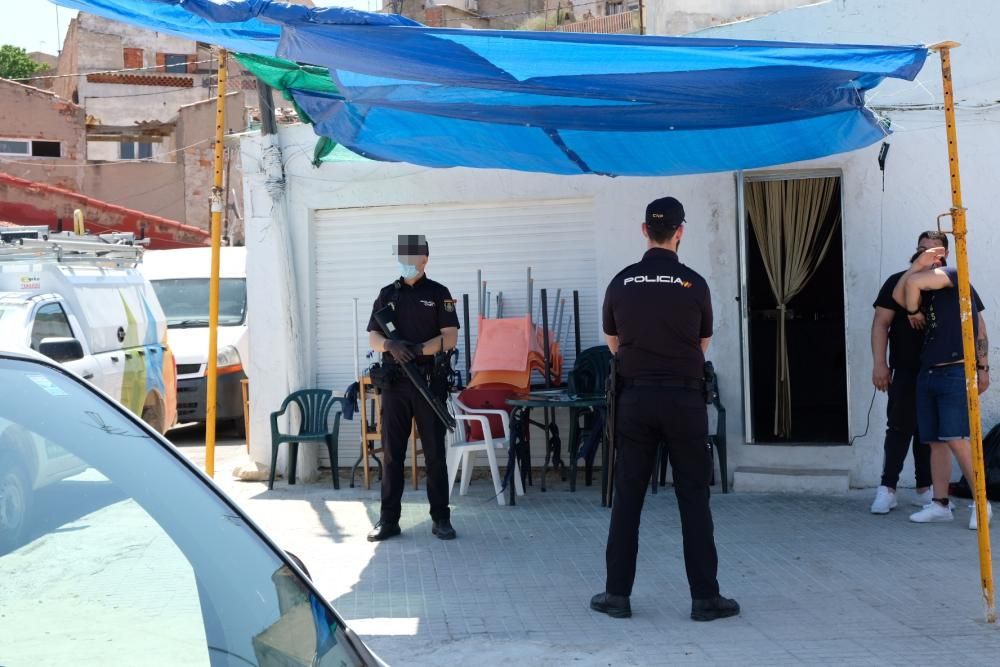 Redada antidroga de la Policía Nacional en el barrio de La Tafalera en Elda.