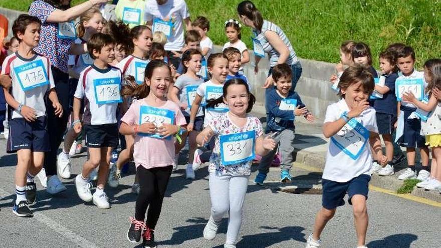 Los más pequeños también participaron en la Carrera Solidaria. // Rafa Vázquez