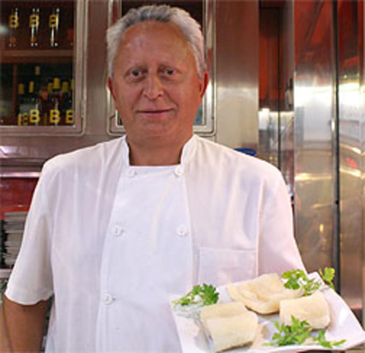 Recepta de mercat de Francisco González, bacallà amb all perfumat.