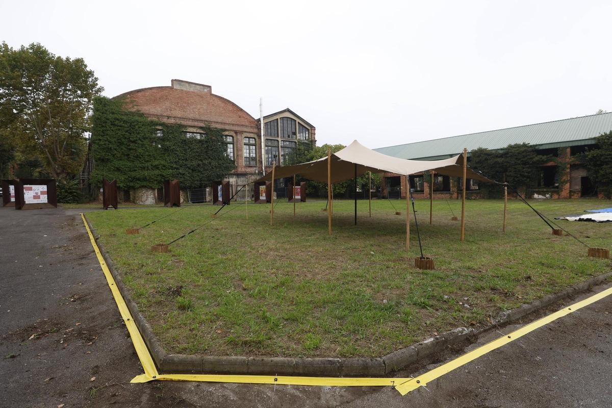Edificios de la antigua fábrica de armas de La Vega.