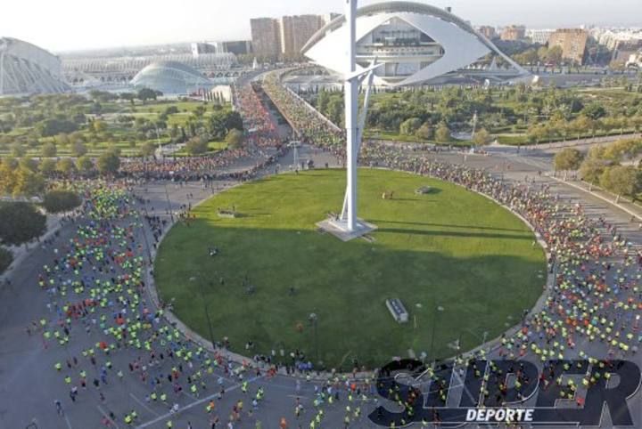 Las mejores imágenes del Maratón Valencia Trinidad Alfonso 2015