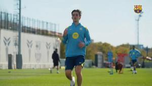 Gavi vuelve a sentirse futbolista