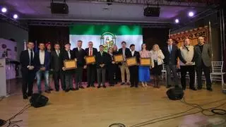 Encinarejo entrega sus premios Blanco y Verde en una jornada de reivindicación andaluza