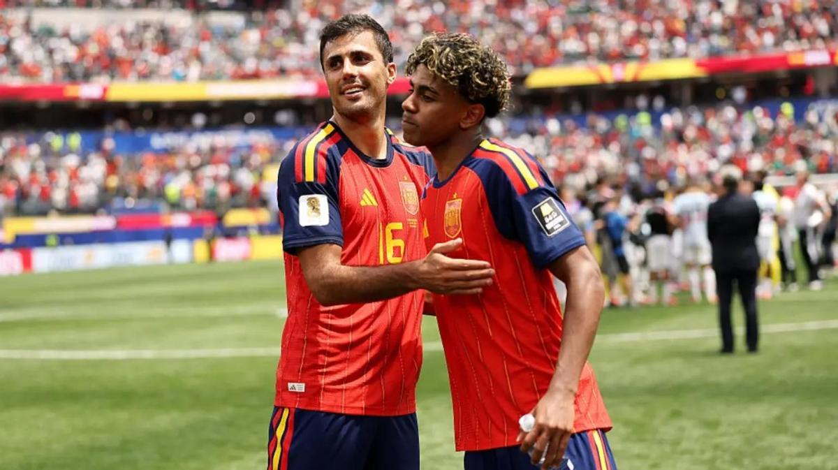 Rodri con Lamine Yamal