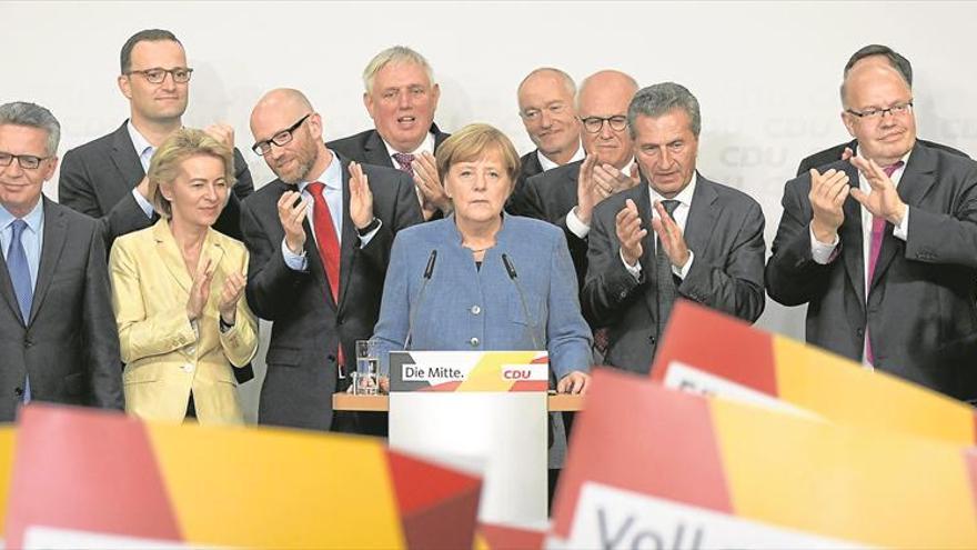 Merkel vuelve a imponerse, pero la ultraderecha asusta