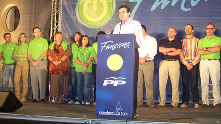 Jaume Matas durante un mitin en la campaña electoral de 2007.