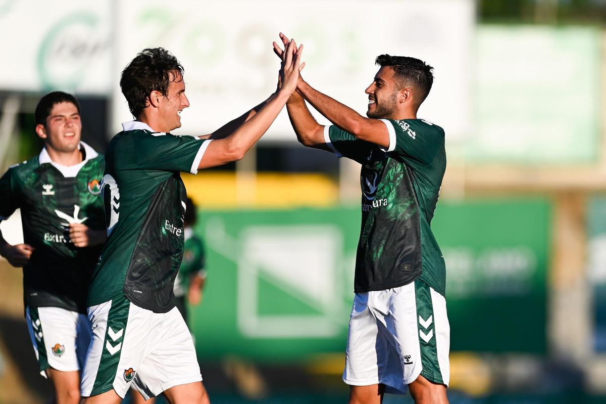 Galería | Las imágenes del Cacereño Guadalajara del torneo Cáceres Patrimonio