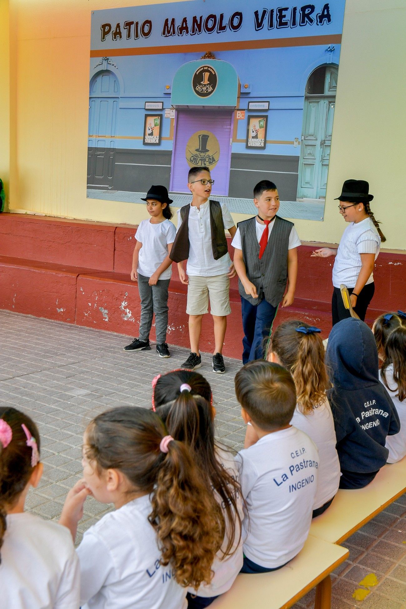 Inauguración del patio 'Manolo Vieira' en el CEIP La Pastrana (Ingenio)