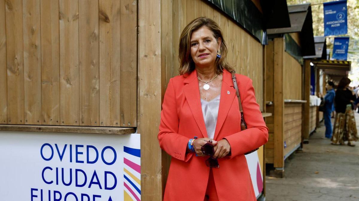 Conchita Méndez en el Campo San Francisco.