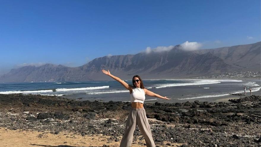 La modelo y presentadora Eva González se escapa a Lanzarote para disfrutar de los primeros días de 2024