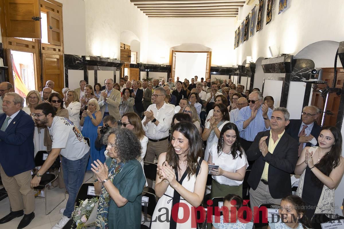 Así se ha vivido el emocionante acto del nombramiento de 'Hijo Predilecto' de Caravaca al doctor Juan Manuel Laborda