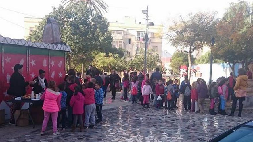 Más de un millar de escolares disfrutan del Belén de Santa Lucía