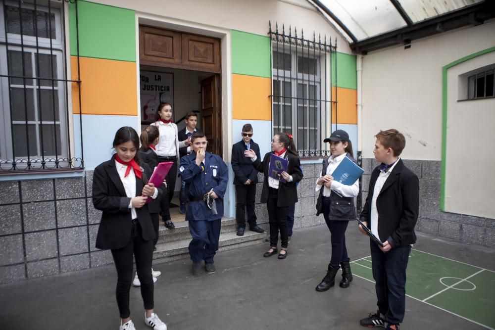 Visita virtual al metro de Londres en el colegio Sagrada Familia en El Entrego