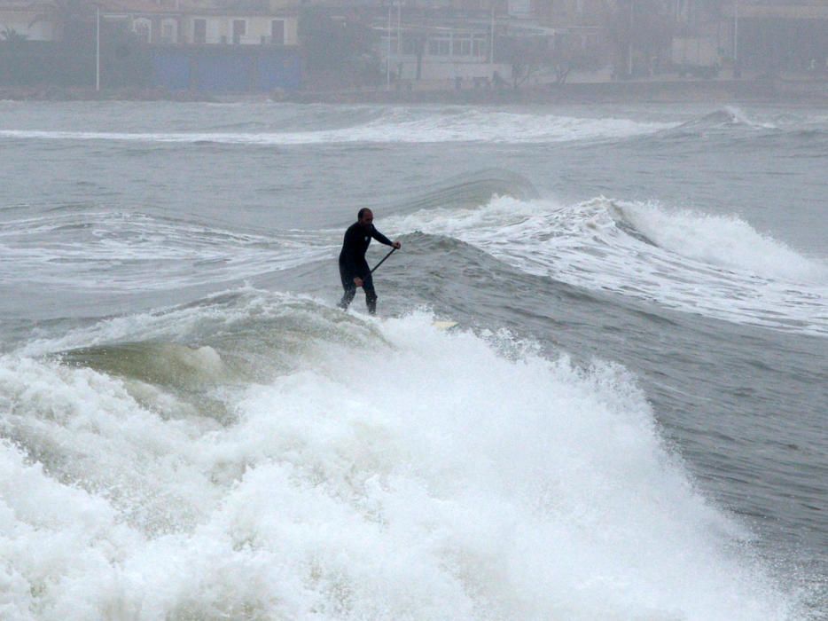 Efectes del temporal de llevant a l''Escala