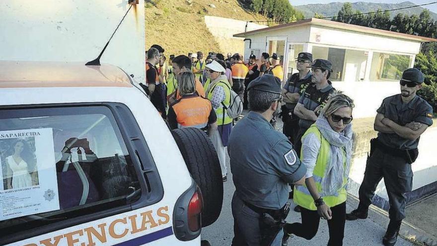 Múltiples unidades de la Guardia Civil prosiguen con la búsqueda de la joven en Taragoña.