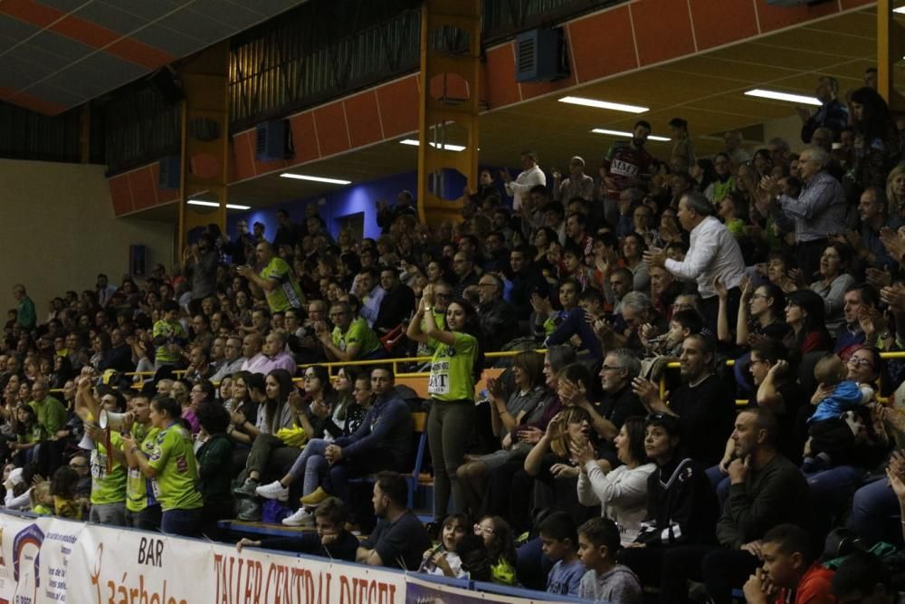 MMT Seguros - Balonmano Torrelavega