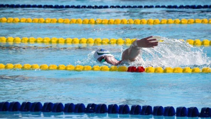 Paula Ruiz bate el récord de Andalucía de 400 libres