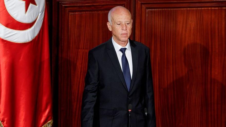 El presidente de Túnez disuelve el máximo órgano judicial del país