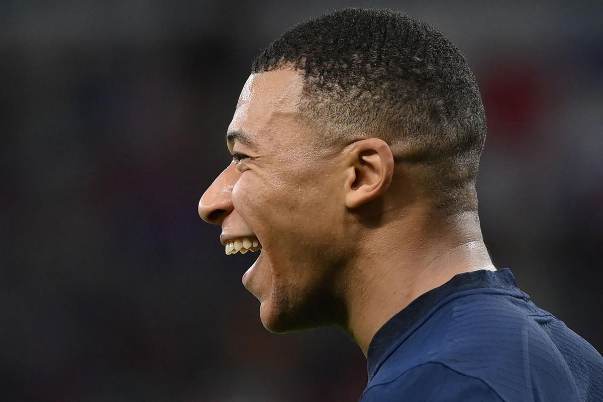 Mbappé se exhibe y lleva a Francia a cuartos Mbappé se exhibe y lleva a Francia a cuartos