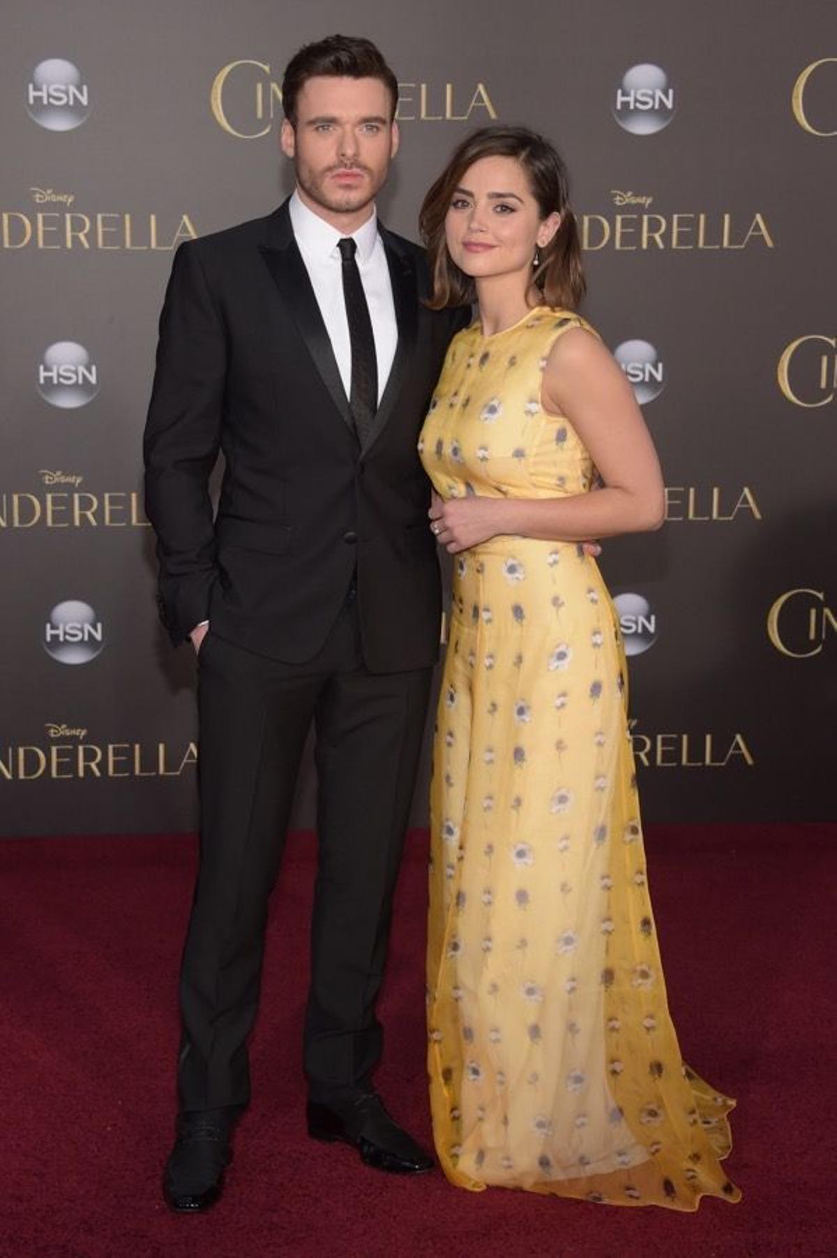 Jenna Coleman, la nueva it girl, con Richard Madden