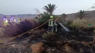 Conato de incendio en Gran Canaria: las llamas afectaron a una superficie de matorral en Agüimes