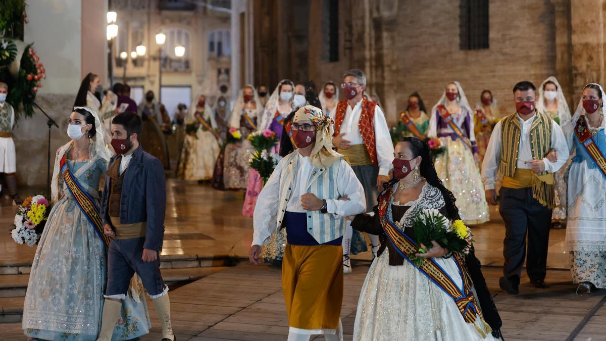 Búscate en el primer día de Ofrenda por las calles del Mar y Avellanas entre las 21:00 y 22:00 horas