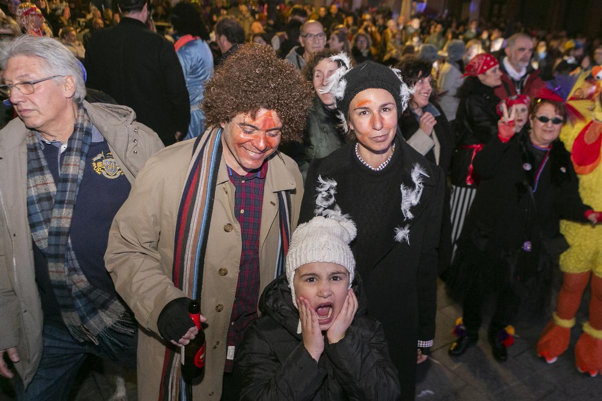 EN IMÁGENES: el concurso de murgas y comparsas de Avilés