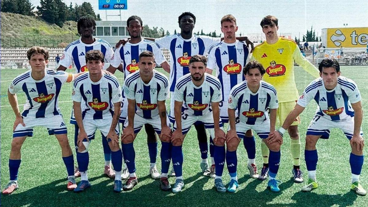 El once inicial con el que formó el Ejea en la penúltima jornada contra el Eibar B.