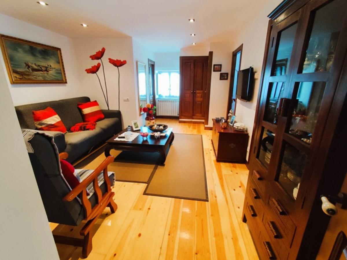 Salón casa en venta en Pravia