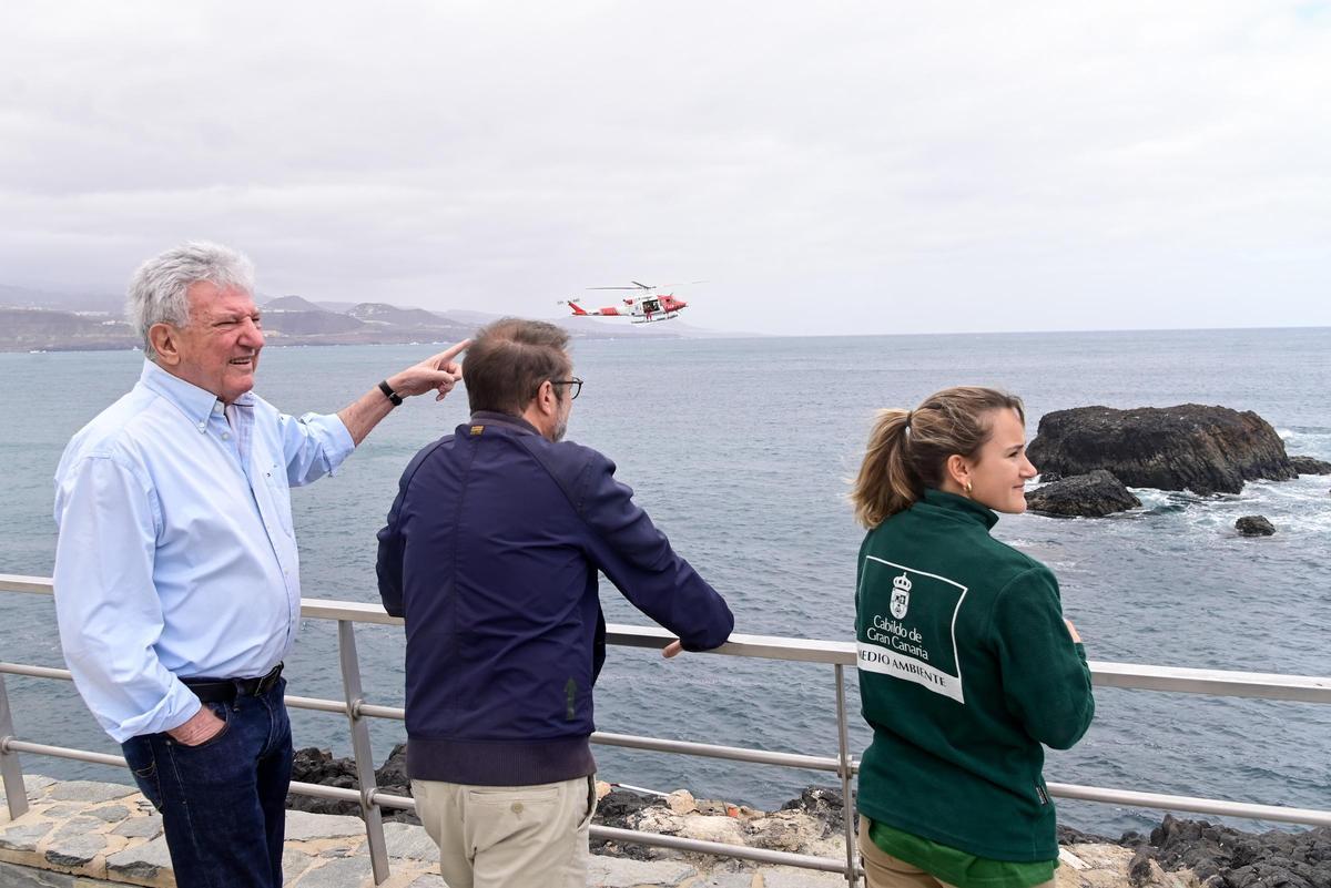 En esta actuación colabora Ciudad del Mar con el equipo de limpieza del litoral y el servicio de salvamento de Cruz Roja.