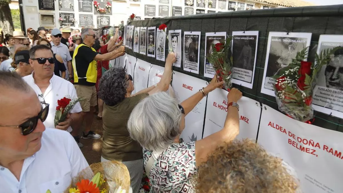 Córdoba recuerda a los más de 2.200 asesinados por el franquismo durante la Guerra Civil y la posguerra