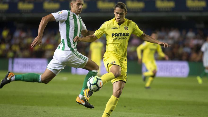 Ünal, durante un partido con el Villarreal