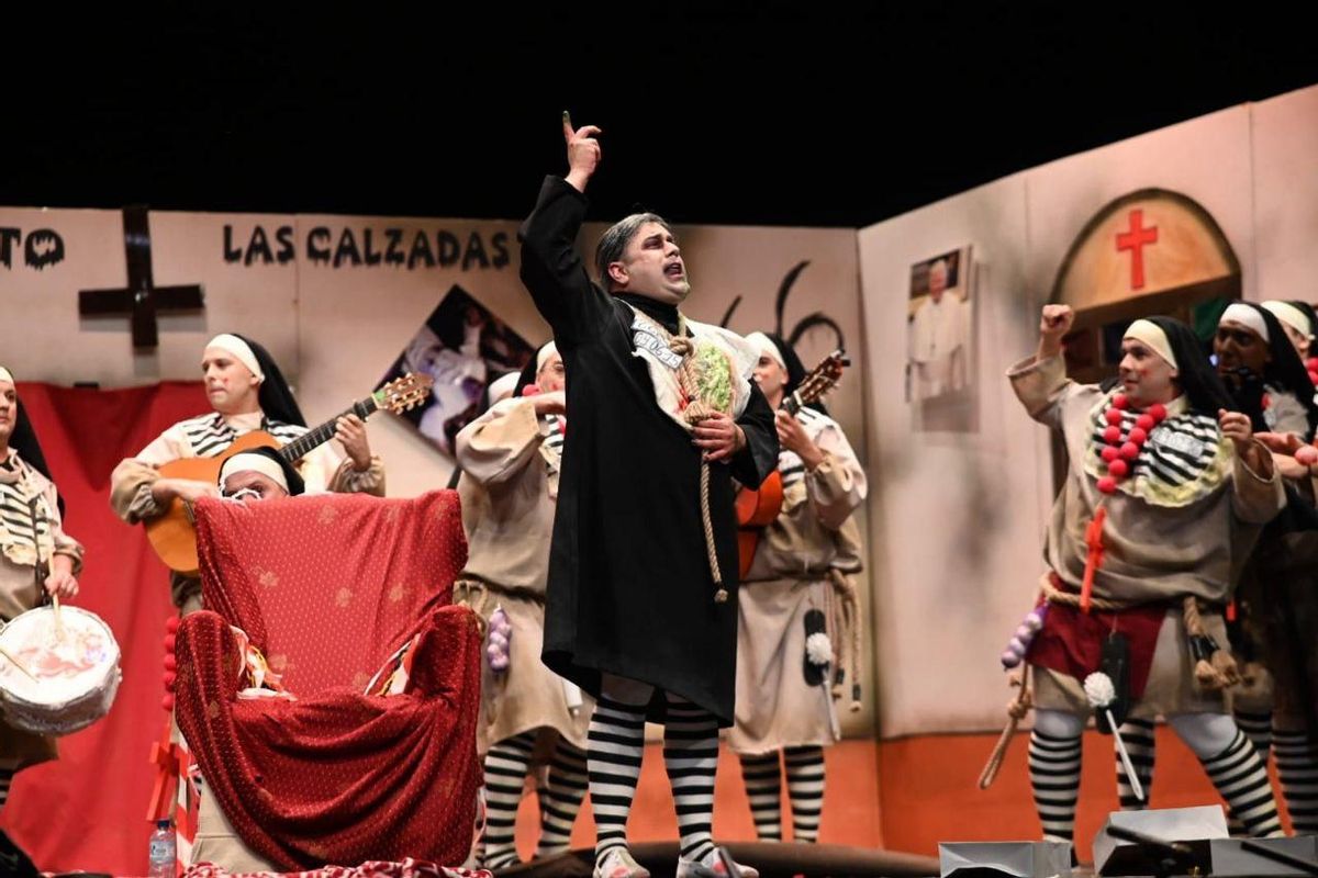 La madre superiora de Los Camballotas sacó sus demonios en la final del COMBA