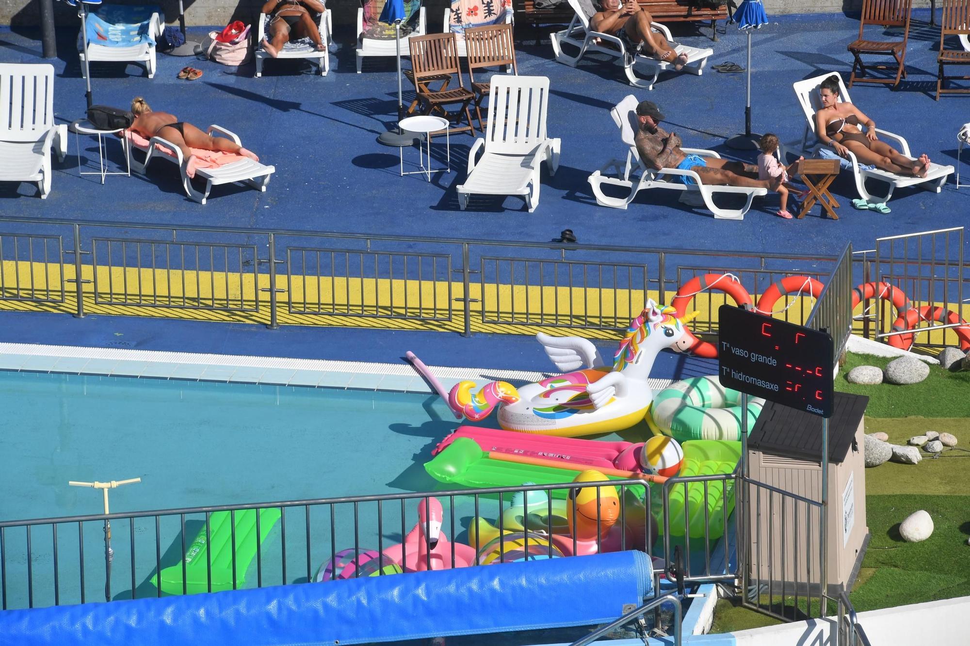 Rodaje de la trilogía Dímelo en el Club del Mar de San Amaro