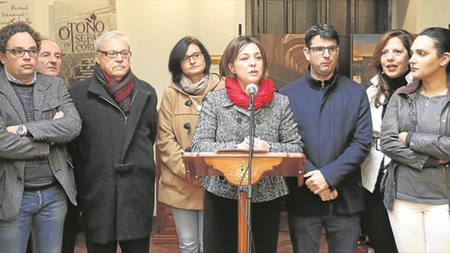 La alcaldesa fija como objetivo de 2017 «desatascar» los proyectos pendientes