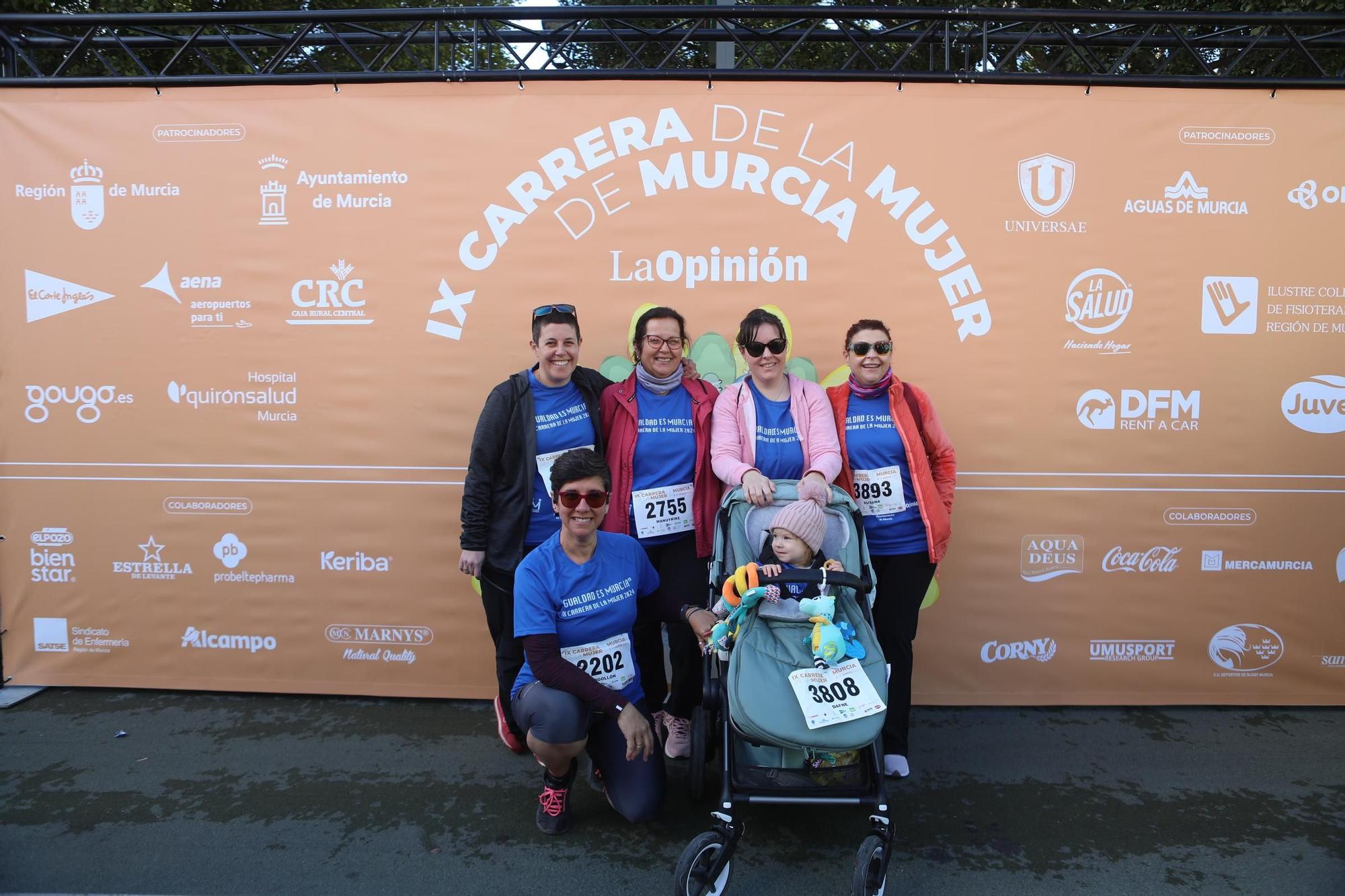 Carrera de la Mujer: así han posado las corredoras en el photocall antes de la salida