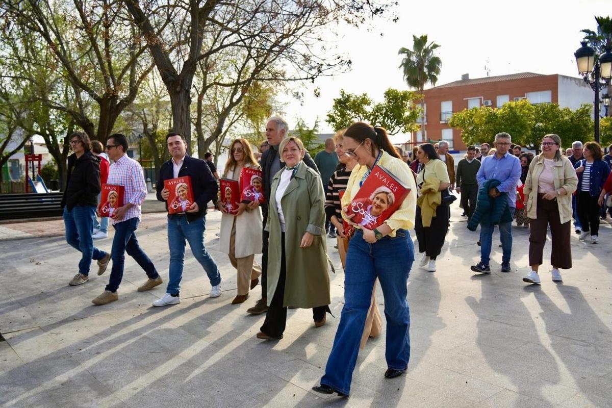 Soraya Vega y Álvaro Sánchez Cotrina registran el máximo de avales para concurrir a las primarias del PSOE de Extremadura.