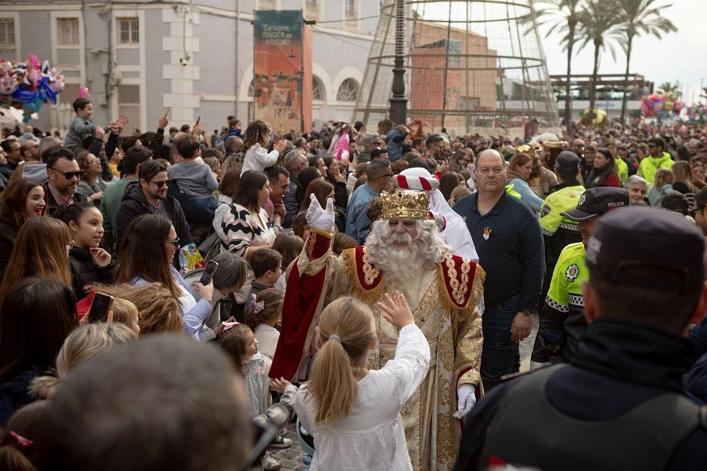 El desembarco en Cartagena de los Reyes Magos, en imágenes