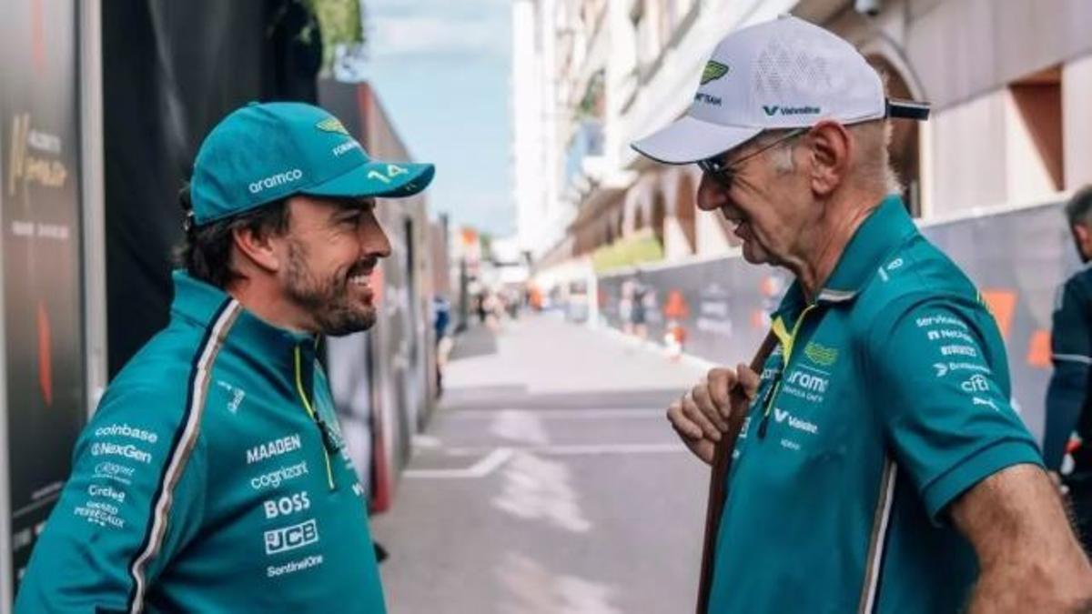 Newey con Alonso en el paddock de Montecarlo