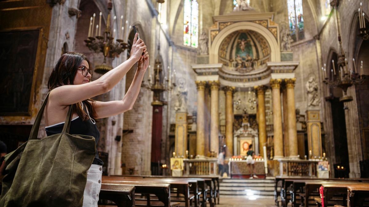 La iglesia de Sants Just i Pastor de Barcelona alberga una 'Moreneta' en recuerdo del paso de la talla románica por este templo