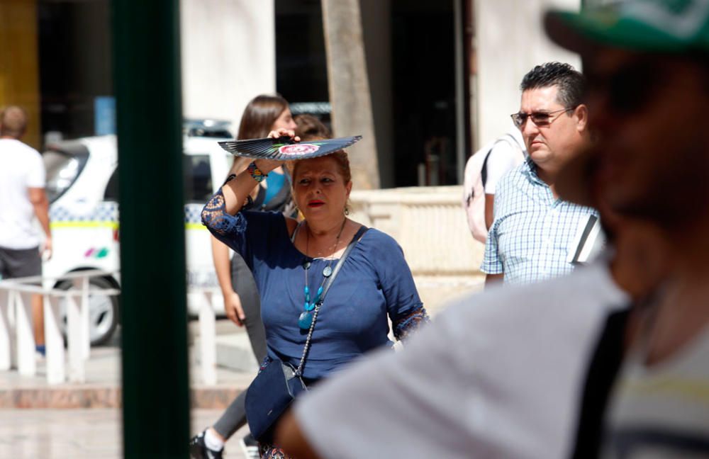 Jornada sofocante en Málaga capital, donde los termómetros han alcanzado los 40 grados en el día más caluroso de lo que va de año.