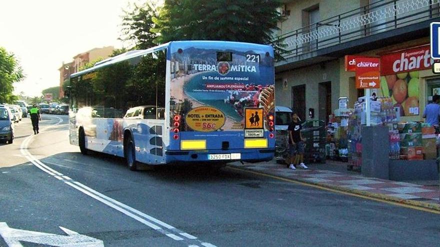 Finestrat reivindica la inclusión de todos los alumnos en el transporte escolar