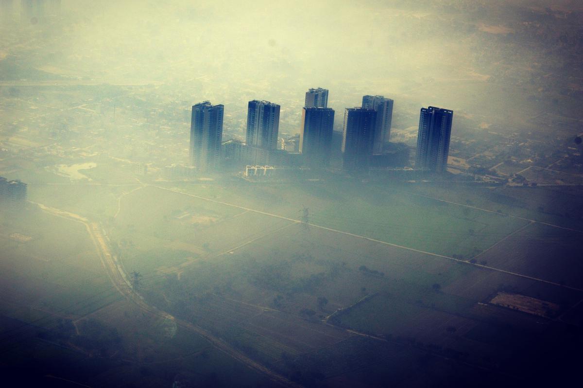 Ciudad afectada por la contaminación atmosférica.