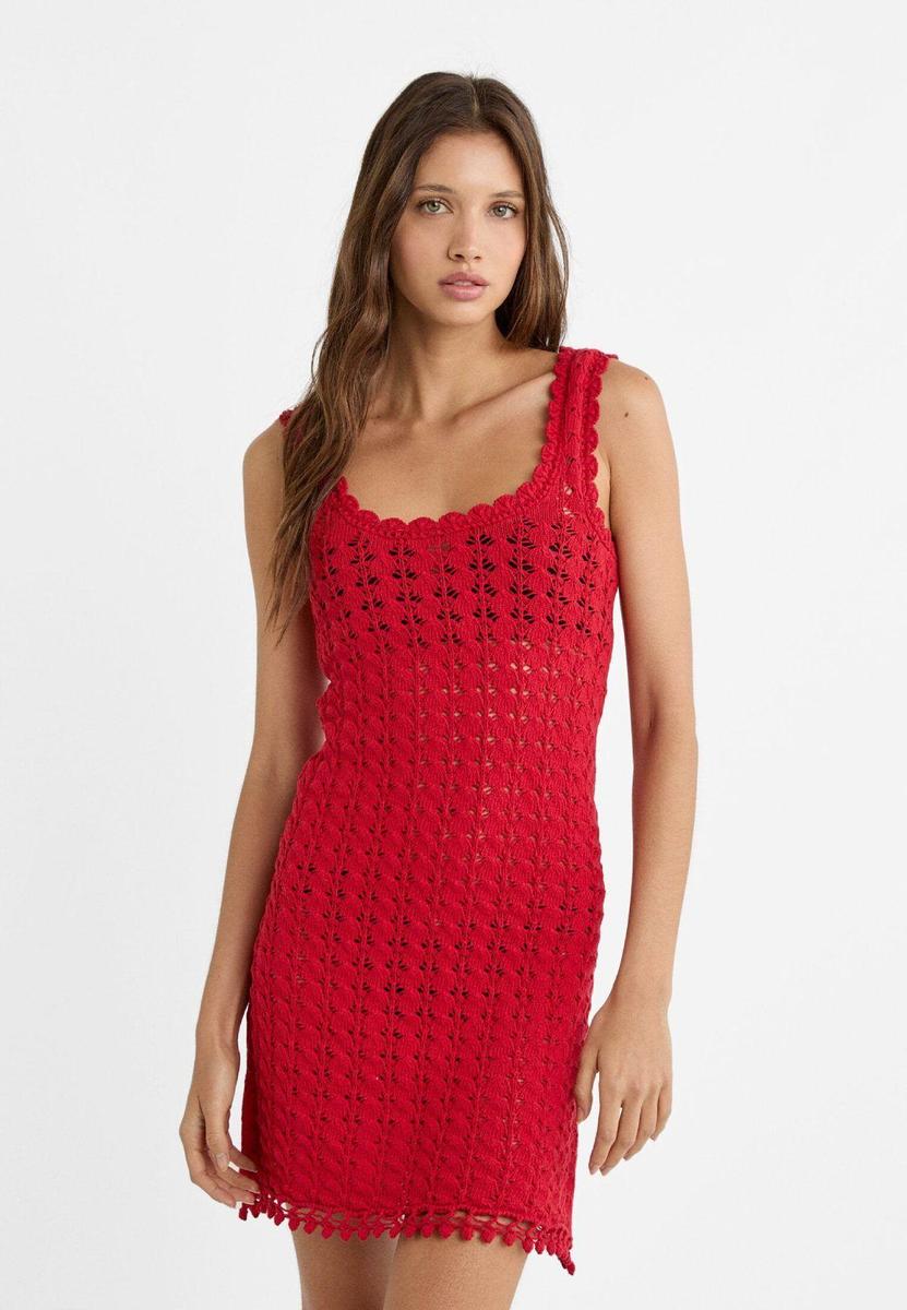 Vestido de crochet de tirantes