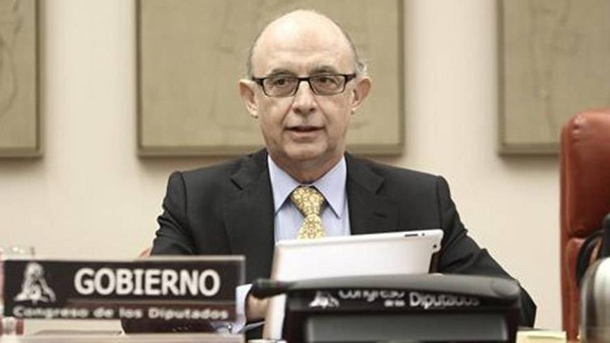 Montoro calcula que los fondos aflorados con la amnistía fiscal ascienden a 40.000 millones